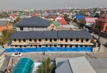 Двухэтажное здание сносят по решению суда Алматы