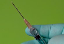 "Это прямой подрыв доверия": Альназарова жестко ответила на фейк о вакцинах