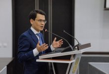 Председатель правления АО "Казахтелеком" поблагодарил отца за поддержку