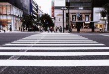 Двух школьниц сбили на пешеходном переходе в Коянды (ВИДЕО)