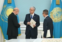 Токаев принял Верховного судью Палестины и получил личное послание от Махмуда Аббаса