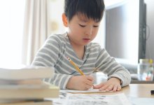 Школьникам продлили дистанционку в Костанае