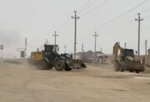 Любителей гонок на погрузчиках оштрафовали в Жанаозене (ВИДЕО)