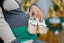 Махинации с выплатами по беременности и родам выявлены в Казахстане