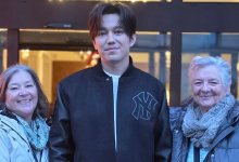 Димаша Кудайбергена "поймали" фанатки в Риге