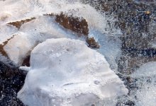 Степь покрылась льдом в Мангистауской области (ВИДЕО)