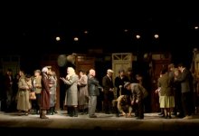 Спектакль о Бауыржане Момышулы представили в Алматы