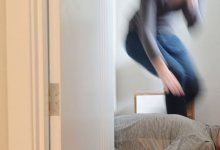 Тело мужчины обнаружили спустя три недели в многоэтажке Атырау