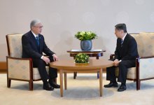 Глава государства провел встречу с императором Японии