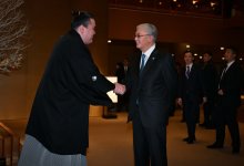 Токаев встретился с казахстанским сумоистом в Токио