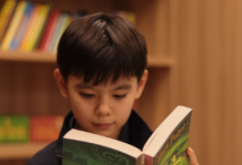 12-летний школьник из Шымкента за семь лет прочитал 650 книг