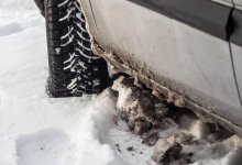 Тело пенсионера найдено в занесенном снегом автомобиле в Карагандинской области