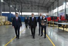 Токаев ознакомился с производством кранов и лифтов в Астане