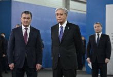 Новые проекты и рабочие места: Токаев посетил Индустриальный парк Астаны