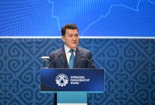 Лучших представителей рабочих профессий наградили в Астане