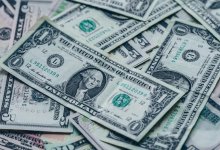 Курс доллара вырос на торгах 24 декабря