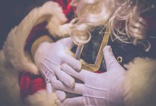 Карагандинец испугался Деда Мороза и вызвал полицию