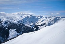 Трагедия в горах Алматы: обнаружены тела еще двух человек