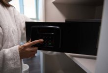 Школьники взломали сейф с помощью мела