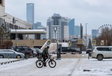 Казахстанцев просят не выходить на улицу без необходимости