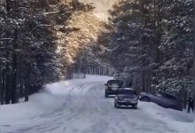 Ни крупицы песка: гости Бурабая пожаловались на состояние дороги в новогодние выходные