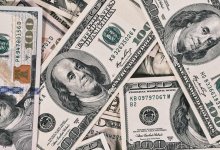 Где выгодно обменять доллары 3 января