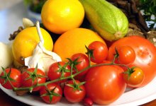 Почему плесневелые овощи и фрукты нужно выбрасывать