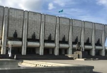В Минкульте опровергли слухи о консервации реконструкции театра имени М. Ауэзова в Алматы