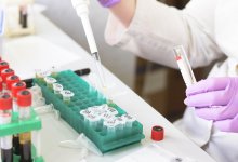 Желтый снег в Усть-Каменогорске: экологи начали проверку