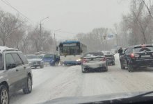 Тройное ДТП с автобусом произошло в Усть-Каменогорске