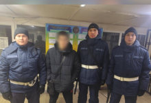 Мужчина с мачете гулял по Конаеву