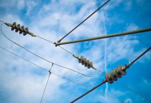 Оголенный провод на детской площадке встревожил сельчан в Туркестанской области (ВИДЕО)