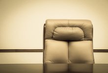 Кресло за 20 млн тенге: АФМ раскрыло схему хищений в университете Шымкента