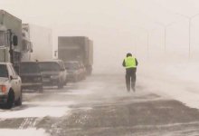 Грузовик врезался в ограждение терминала на трассе Астана – Щучинск