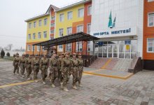 Казахстанских школьников отправят на учебные военные сборы