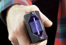 Алматинец пугал людей электрошокером (ВИДЕО)