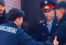 Полицейский маскарад: в Актау задержали блогеров-пранкеров