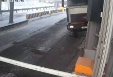 Грузовик врезался в терминал из-за отказа тормозов на трассе Астана – Петропавловск