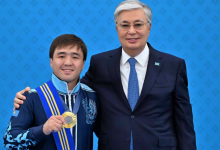 Елдос Сметов поддержал проект новой Конституции Казахстана