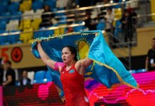 Казахстанка выиграла золото на международном турнире по борьбе