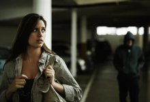 Штраф до 200 МРП или арест: казахстанцам напомнили об ответственности за сталкинг