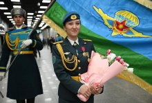 Более 100 прыжков в небо совершила десантница Балжан Мусатаева