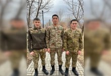 20 детей эвакуировали гвардейцы из горящей квартиры, когда возвращались домой в Алатау