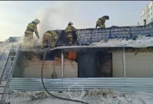 Контейнер вспыхнул на строительной площадке в Астане