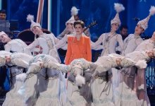 Роза Рымбаева показала кадры с юбилейного концерта в Алматы (ВИДЕО)