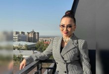 Баян Алагузова села на шпагат и восхитила фанатов