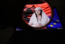 У первого в мире ИИ-министра отберут лицо