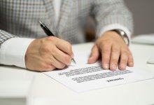 Президент подписал закон о жилищных и охранных вопросах