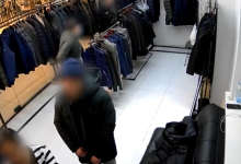 Трое астанчан украли одну куртку в магазине