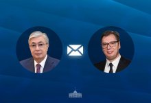Токаев поздравил Вучича с Днем государственности Сербии